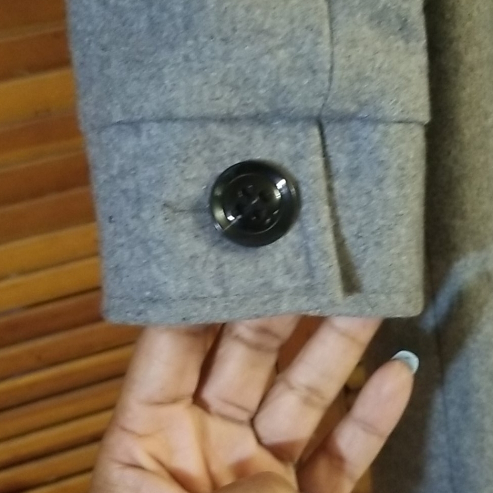 Coat with hood - Picture 5 of 5